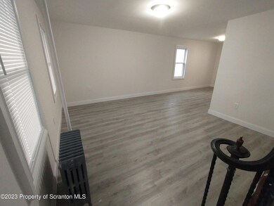 1604 Hawthorne St, Scranton, PA 18504 - photo 2