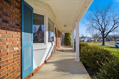 620 Twisted Oak Ln, Buffalo Grove, IL 60089 - photo 2