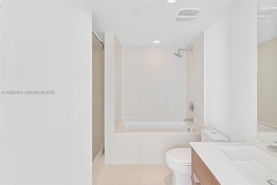 SLS Brickell Residences unit 3709, Miami, FL 33130 - photo 5