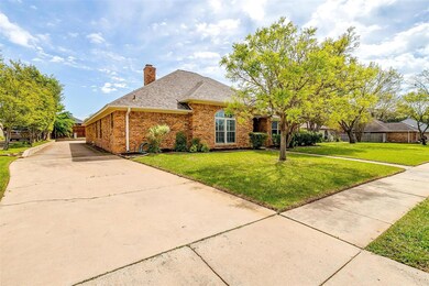 3716 Westview Dr, Bedford, TX 76021 - photo 2