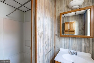 331 Walnut St unit 1ST FLOOR, Spring City, PA 19475 - photo 6