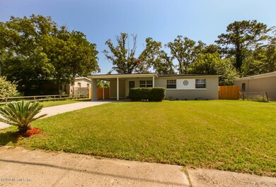 5515 Moret Dr E, Jacksonville, FL 32244 - photo 2