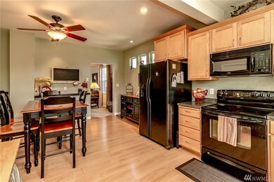 520 Harman Way S, Orting, WA 98360 - photo 6