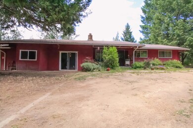 6148 E Evans Creek Rd, Rogue River, OR 97537 - photo 2