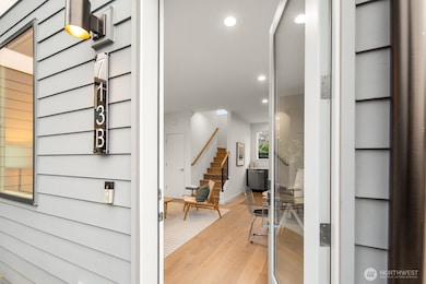 713 B N 70th St, Seattle, WA 98103 - photo 2