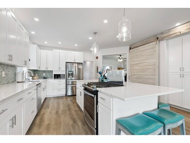 310 S 1st St, Toledo, WA 98591 - photo 6