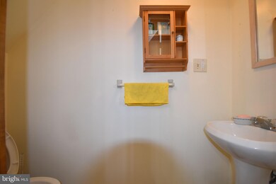 227 Kossuth St, Riverside, NJ 08075 - photo 6