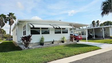 1071 Donegan Rd unit 502, Largo, FL 33771 - photo 2