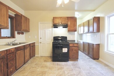 25 Franklin St, Everett, MA 02149 - photo 7