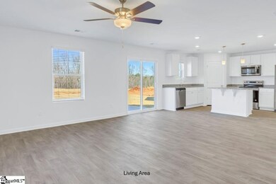 6035 Willutuck Dr, Boiling Springs, SC 29316 - photo 4