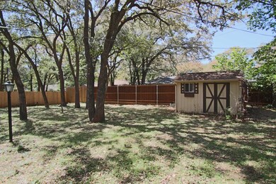 409 Hill Ct, Hurst, TX 76053 - photo 6