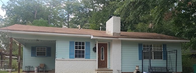 SINGLETON FRONT