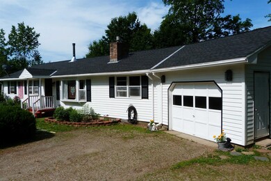 9 Pinewood Cir, Walpole, NH 03608 - photo 3