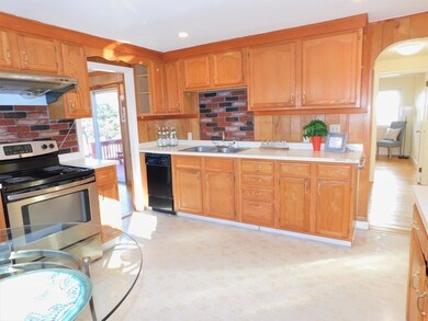 18 Chatham St, Arlington, MA 02474 - photo 5