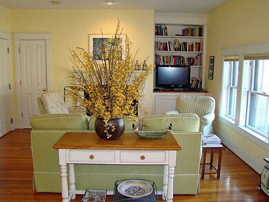 8 Annandale Rd unit 4, Newport, RI 02840 - photo 7