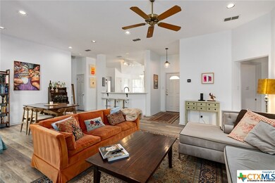 1921 Lisa Ln, San Marcos, TX 78666 - photo 5