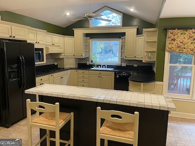 920 Sugar Creek Dr SE, Conyers, GA 30094 - photo 7