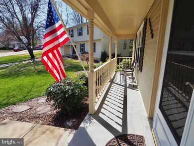 18104 Tompkins Ct, Dumfries, VA 22026 - photo 3