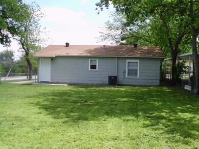 421 Lockwood St, Fort Worth, TX 76108 - photo 2