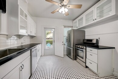 1005 Bayland Ave, Houston, TX 77009 - photo 6