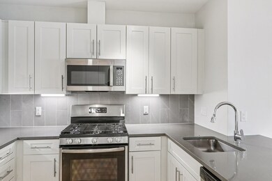 77 New St unit 420, Cambridge, MA 02138 - photo 2
