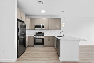 306 Bergen Ave unit 403, Jersey City, NJ 07305 - photo 4