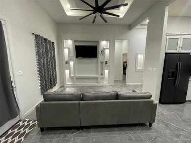 1137 Mezquite Dr, Alamo, TX 78516 - photo 3