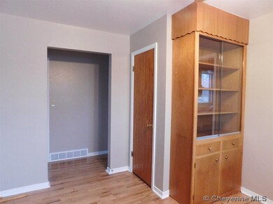 624 Mcgovern Ave, Cheyenne, WY 82001 - photo 5