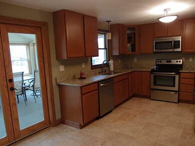 Cafeteria/Kitchen.