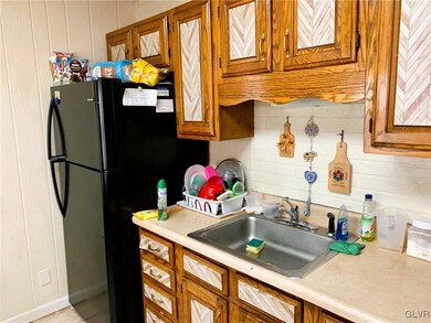 234 N 12th St, Allentown, PA 18102 - photo 3