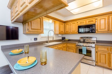 1118 Killarney Ave, Friendswood, TX 77546 - photo 7