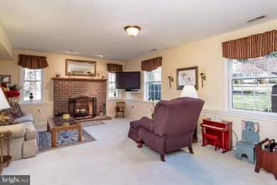 35663 Golf Course Dr, Mechanicsville, MD 20659 - photo 5