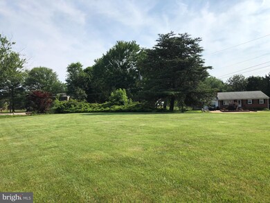 4930 Princess Anne Ct, Fairfax, VA 22032 - photo 4