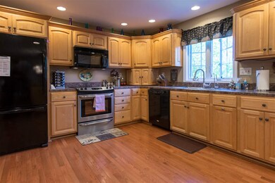 8344 Lancaster Dr, Newburgh, IN 47630 - photo 2