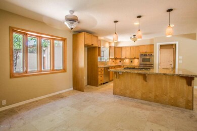 Open Kitchen