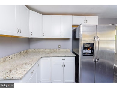 326 Howell Dr, New Castle, DE 19720 - photo 6