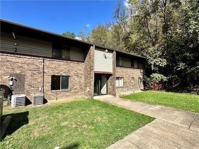 210 Electric Ave unit B3, East Pittsburgh, PA 15112 - photo 2