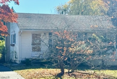 148 Eyland Ave, Succasunna, NJ 07876 - photo 2