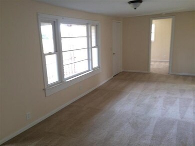 10 W Beattie St, Liberty, SC 29657 - photo 4