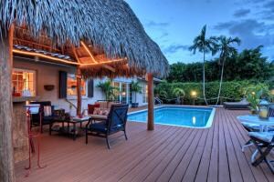 Patio & Pool