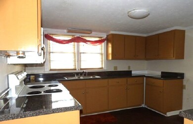 401 Chandler St, Dothan, AL 36301 - photo 3