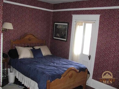 818 S 3rd Ave, Bozeman, MT 59715 - photo 6