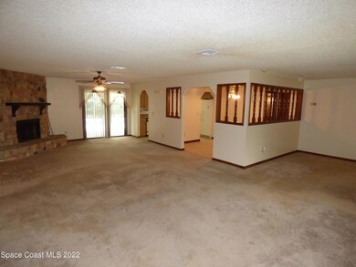 Family Room to Dining Room