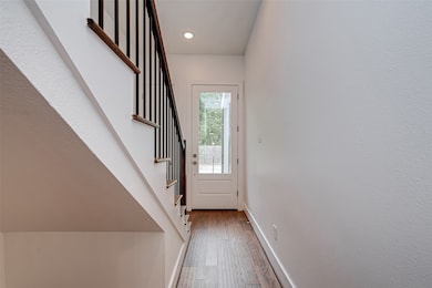 8958 Zurcher Ln, Houston, TX 77080 - photo 3