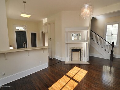 McRae 305 Living Area 2