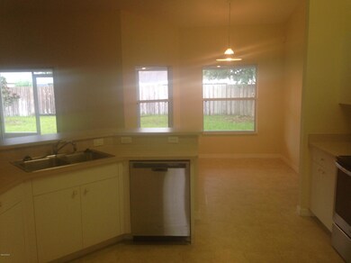 5533 Yaupon Holly Dr, Cocoa, FL 32927 - photo 4