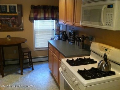 1444 Bryn Mawr Apt2 St, Scranton, PA 18504 - photo 5