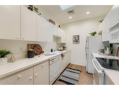 618 NW 12th Ave unit 404, Portland, OR 97209 - photo 7