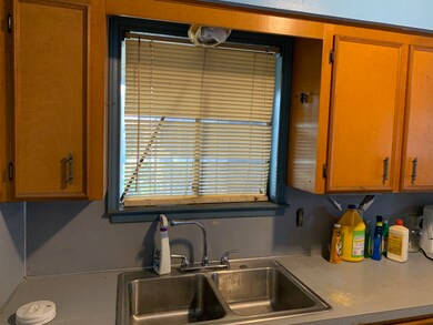 834 Ellington St, Houston, TX 77088 - photo 4