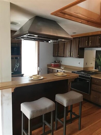 16 Wilders Grove Rd, Newton, NH 03858 - photo 2